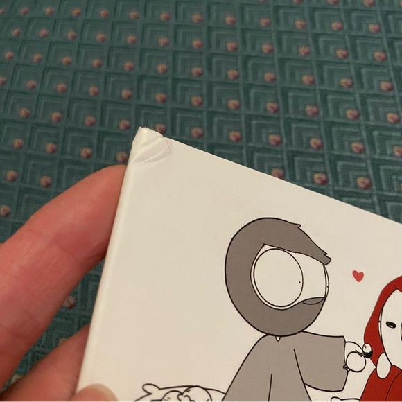 Little Moments of Love by Catana Chetwynd. Hardcover Comic Book. - Picture 4 of 9